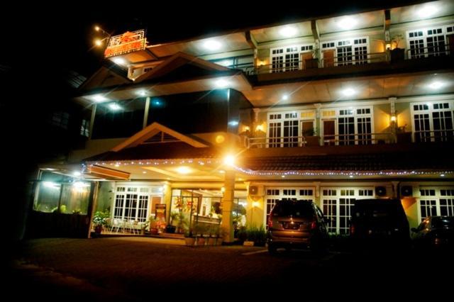 Hotel Mirah Sartika Bogor Exterior photo